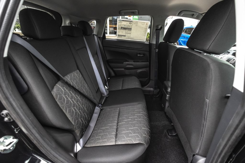 New 2026 Mitsubishi Outlander Sport LE AWD/4WD image 37