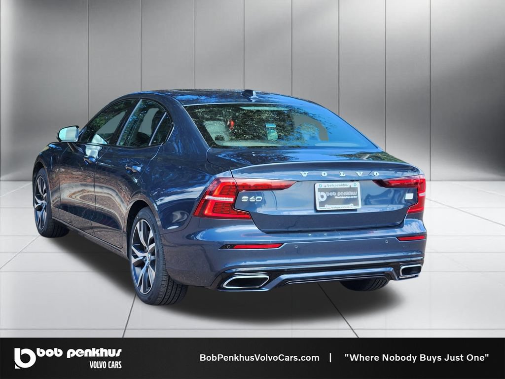 Used 2021 Volvo S60 T8 R-Design AWD/4WD image 27