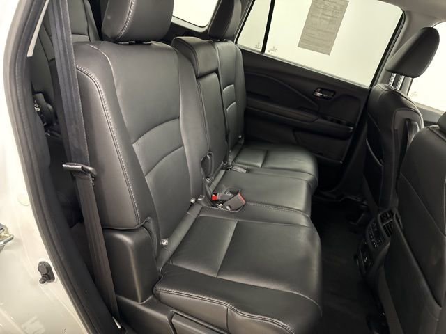 Certified 2021 Honda Pilot Touring image 20