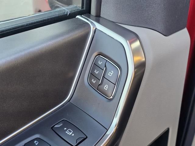 New 2026 Ford F250 Platinum w/ Platinum Plus Package image 22