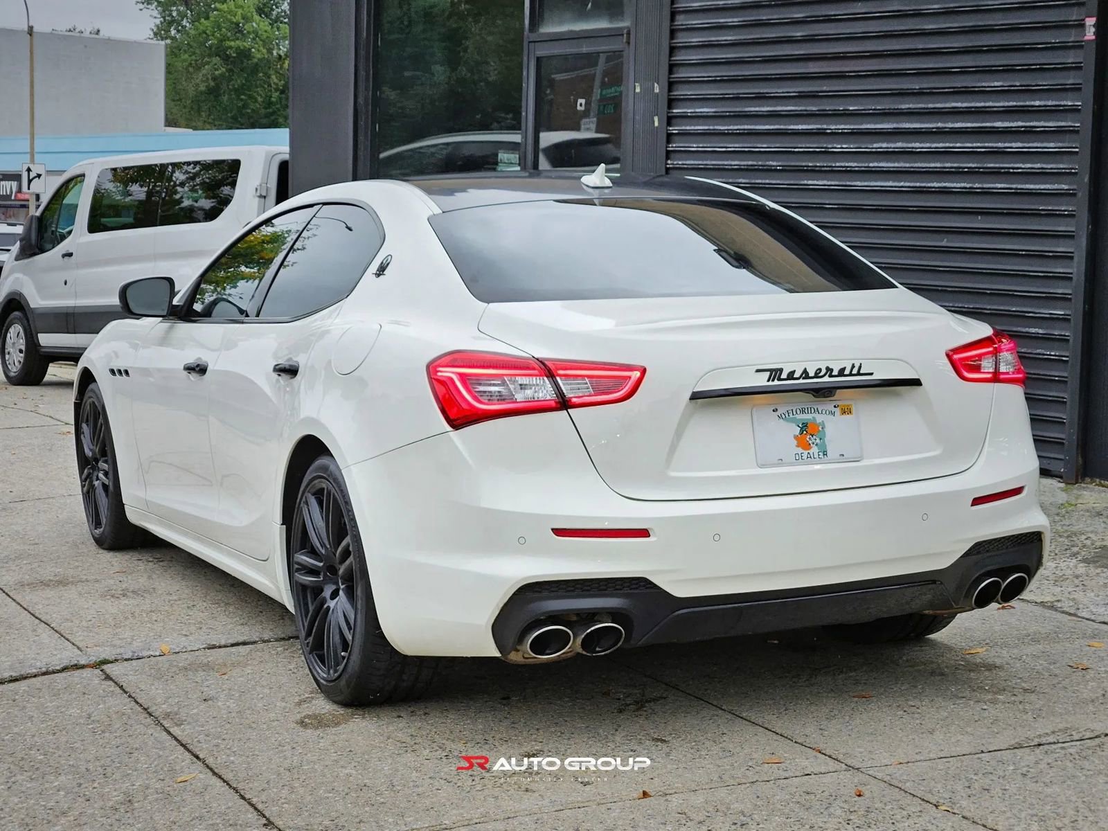 Used 2018 Maserati Ghibli S GranSport RWD image 4