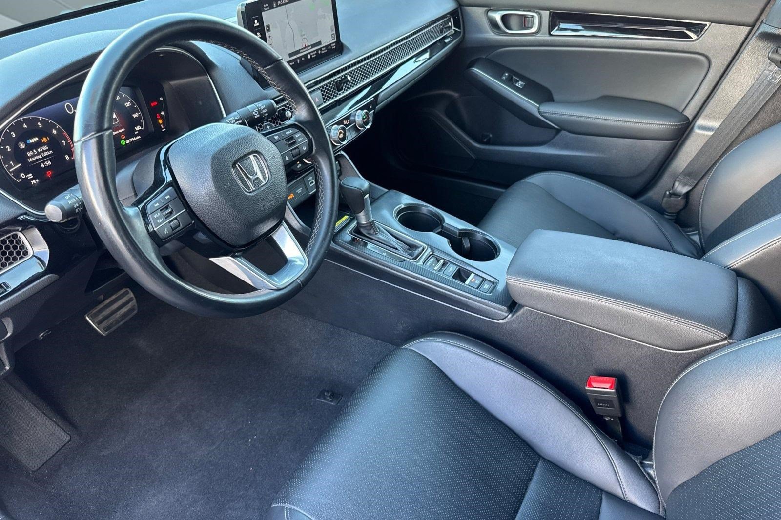 Certified 2024 Honda Civic Sport Touring image 4