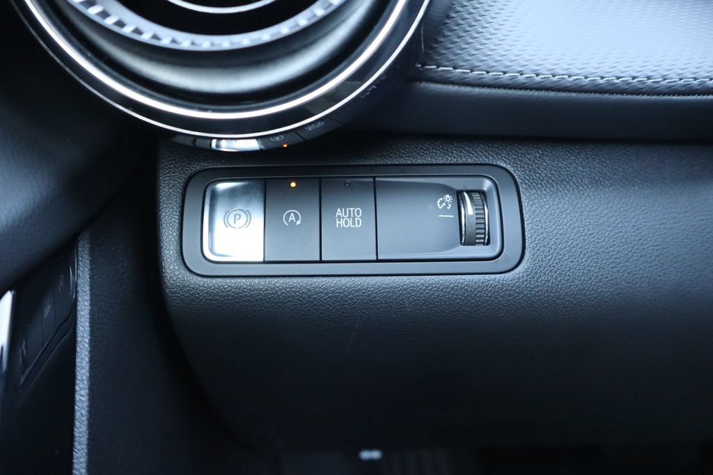Used 2026 Chevrolet Equinox LT w/ Safety and Technology Package FWD image 16