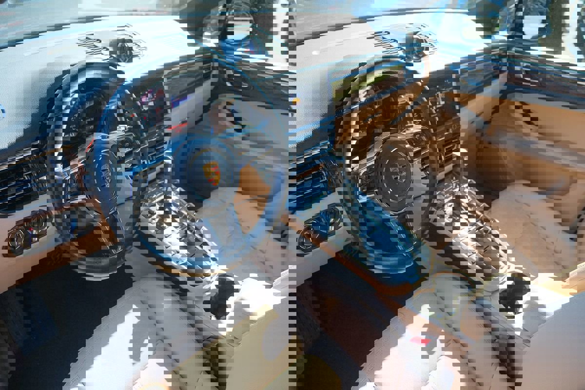 Used 2021 Porsche Macan image 15