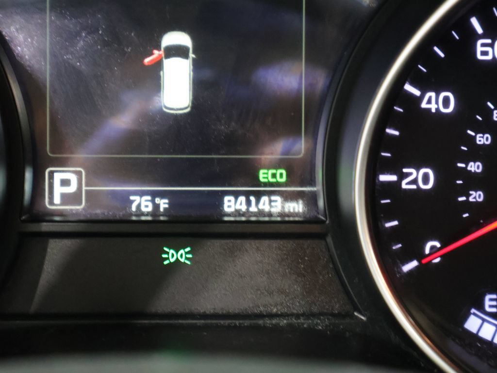 Used 2015 Kia Sedona SX Limited FWD image 36