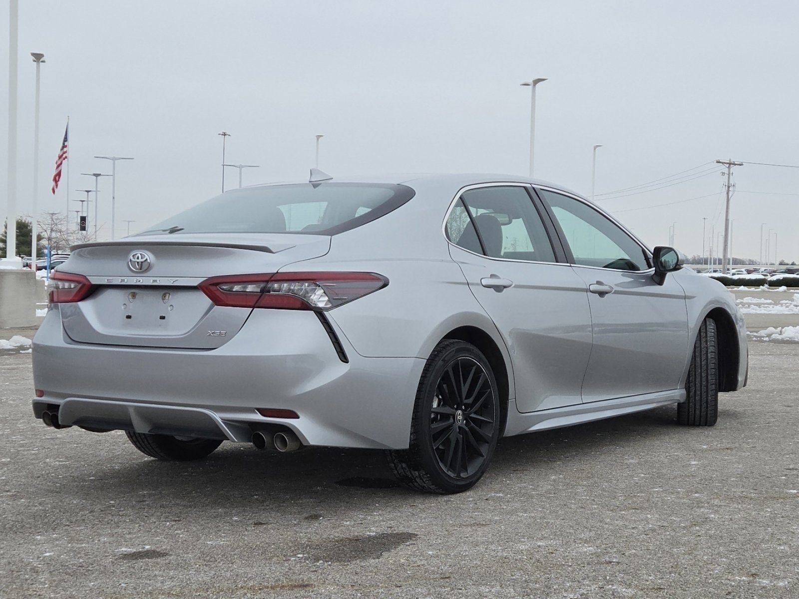 Used 2023 Toyota Camry XSE image 18