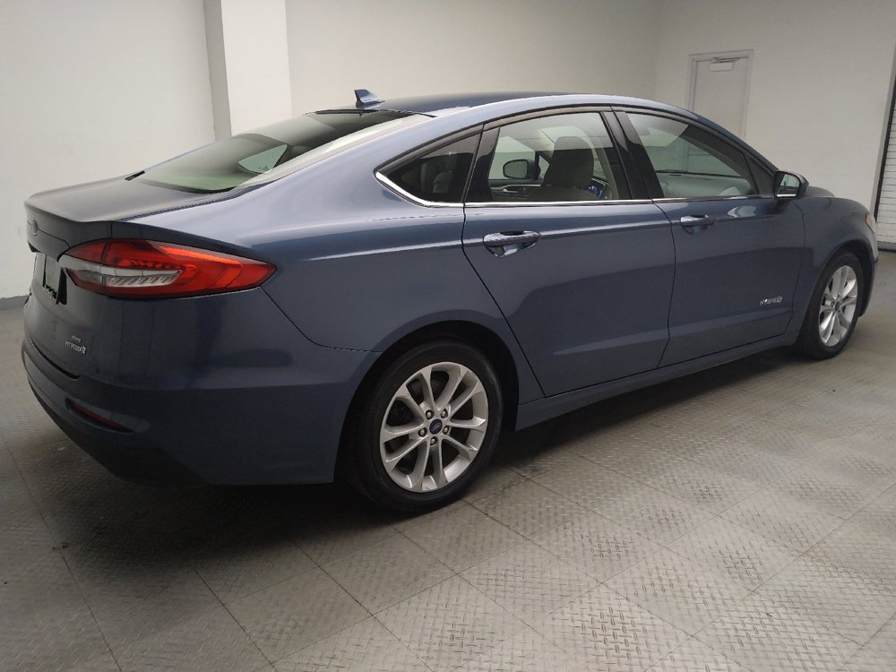 Used 2019 Ford Fusion SE image 10