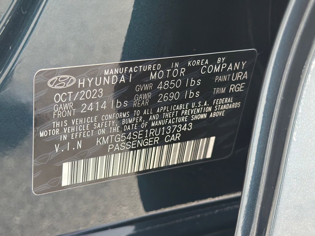 Used 2024 Genesis G70 3.3T Advanced image 33