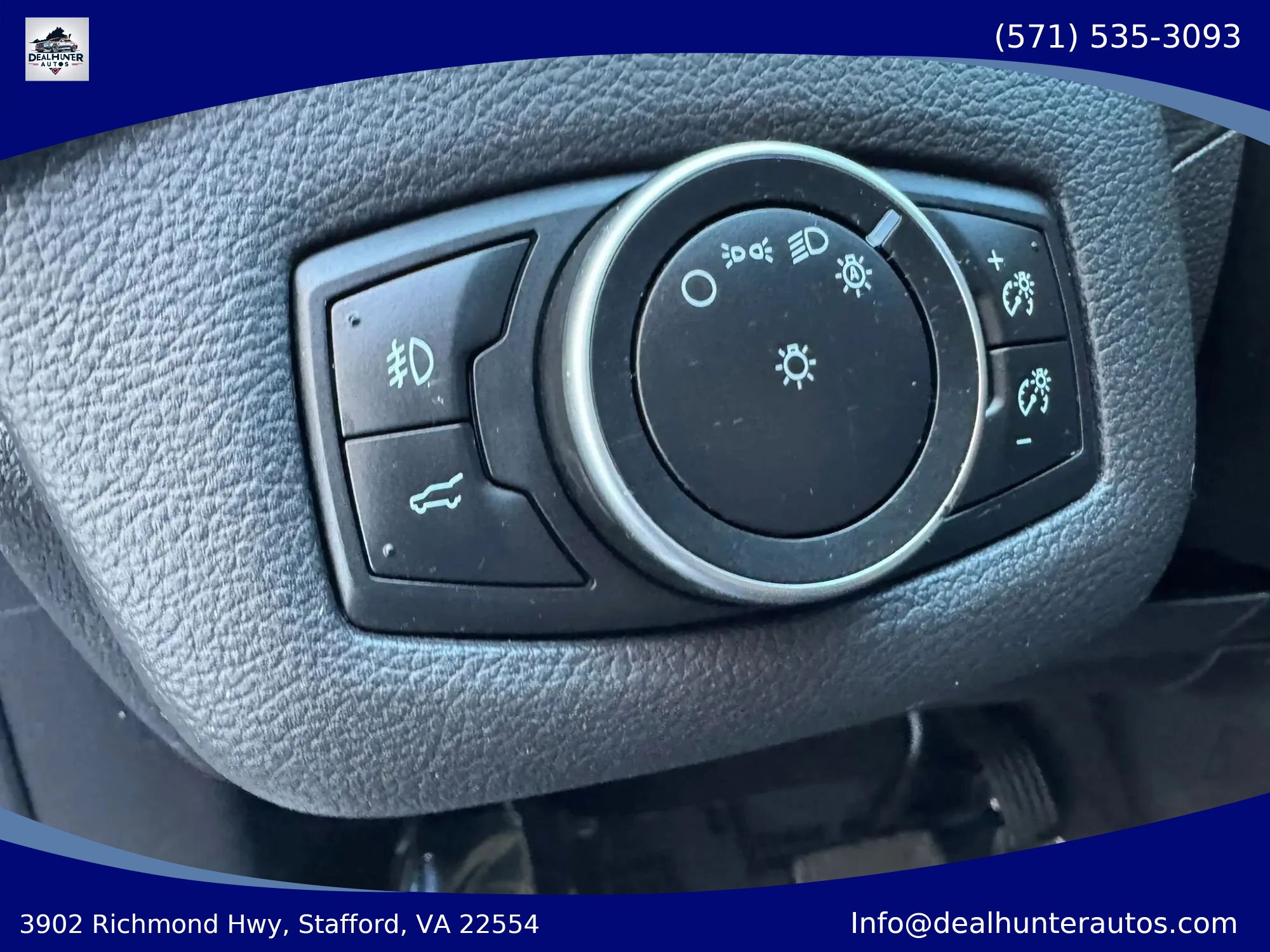 Used 2017 Ford Escape Titanium AWD/4WD image 22