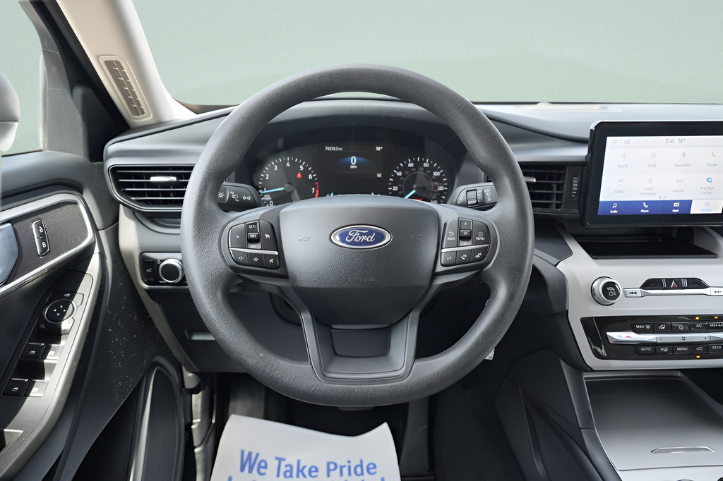 Used 2023 Ford Explorer 4WD image 17