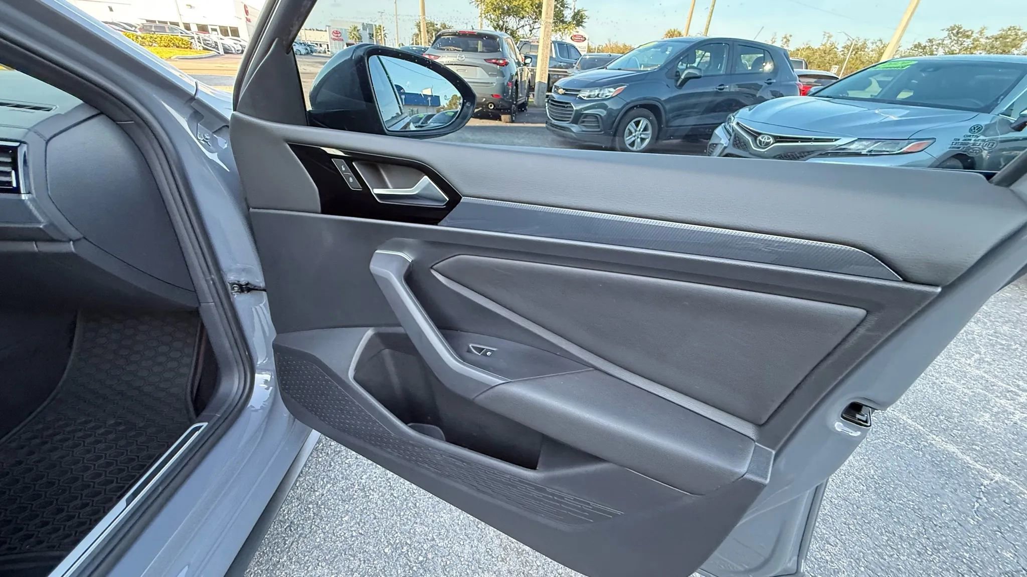 Used 2021 Volkswagen Jetta GLI image 17