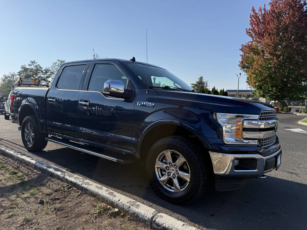 Used 2019 Ford F150 Lariat image 2
