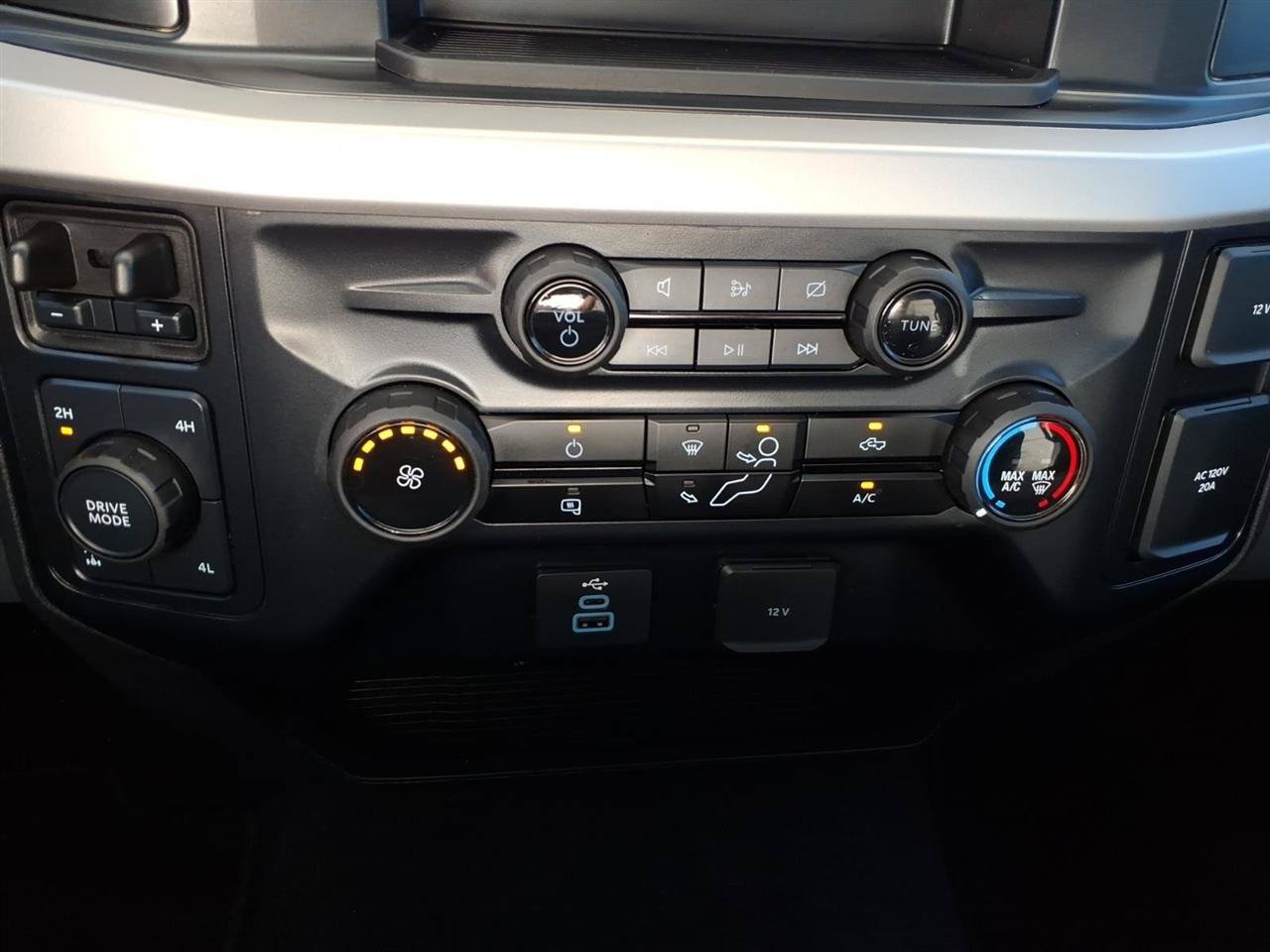 Used 2024 Ford F350 XL w/ STX Appearance Package AWD/4WD image 15