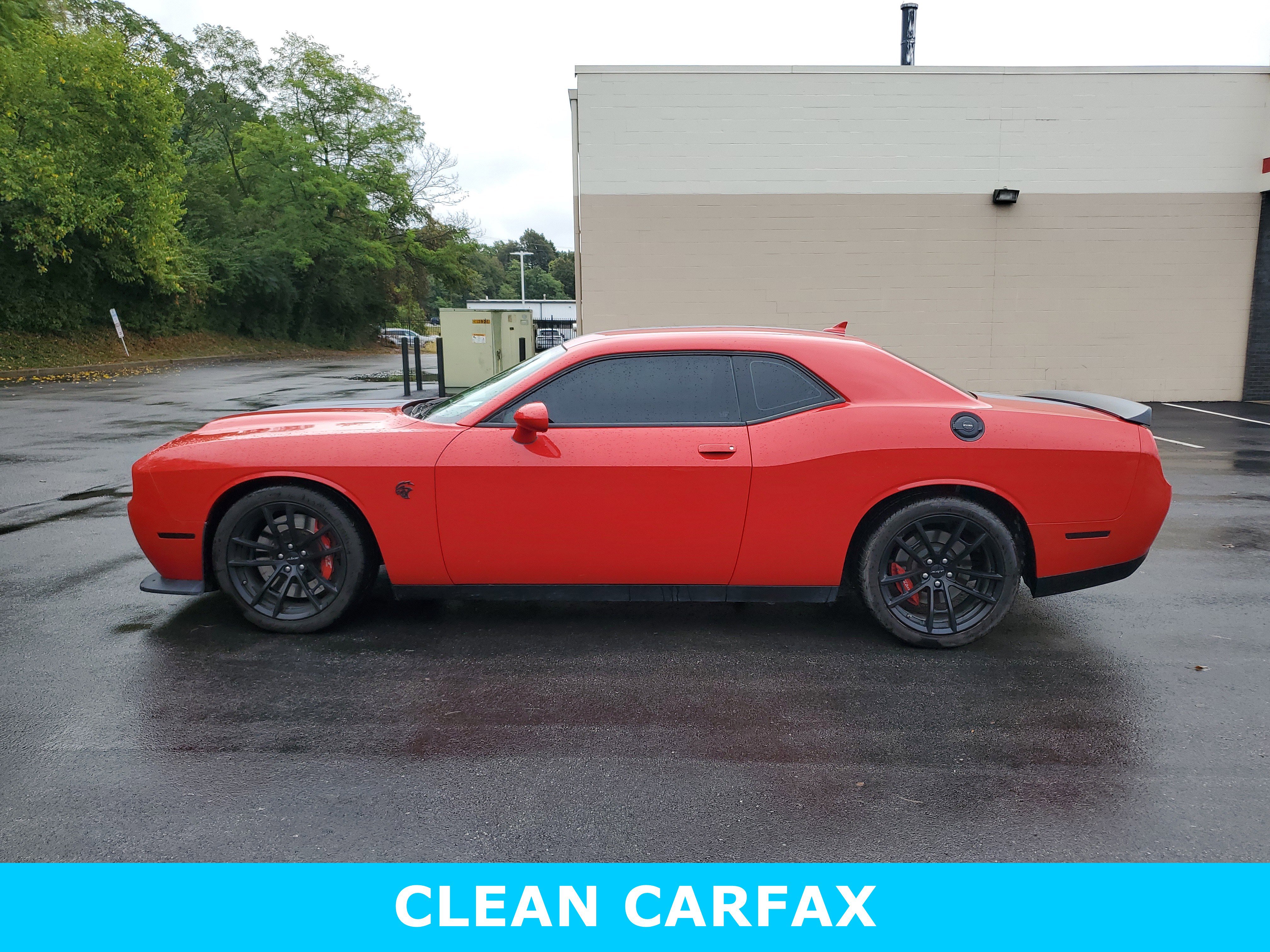 Used 2023 Dodge Challenger SRT Hellcat w/ Driver Convenience Group image 8