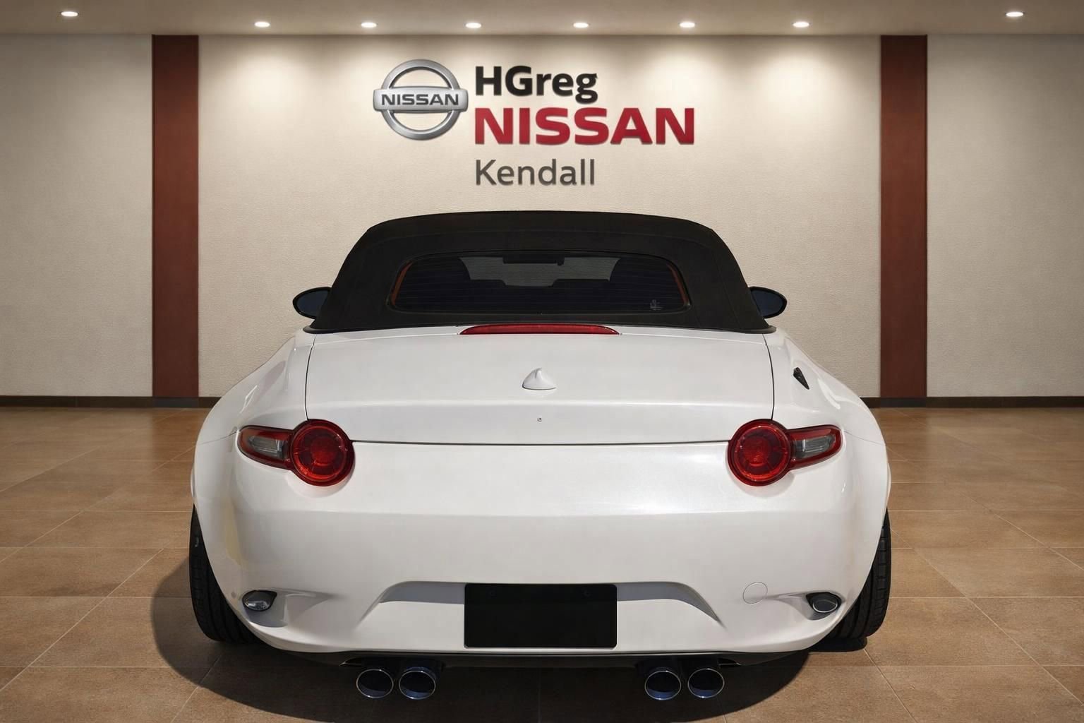 Used 2018 MAZDA MX-5 Miata Grand Touring RWD image 6