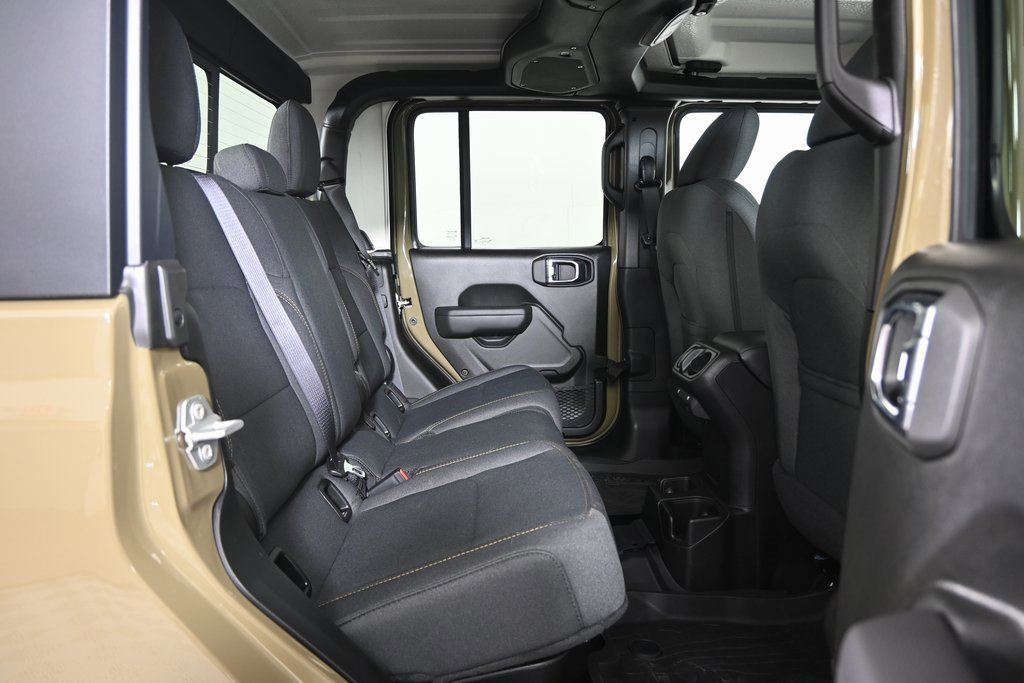 New 2025 Jeep Gladiator Willys image 17
