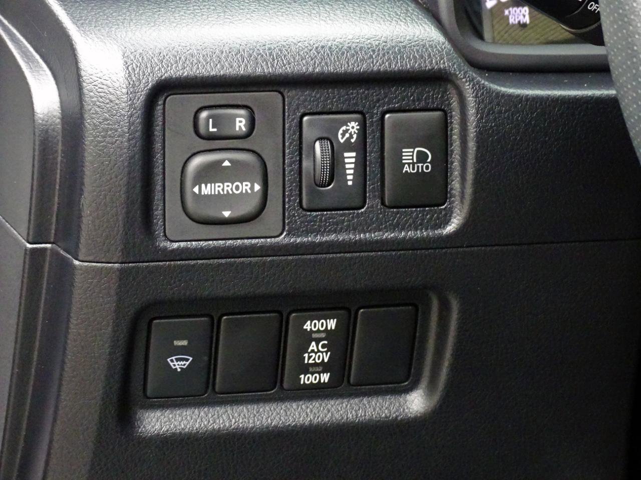 Used 2021 Toyota 4Runner SR5 Premium w/ Moonroof Package RWD image 19
