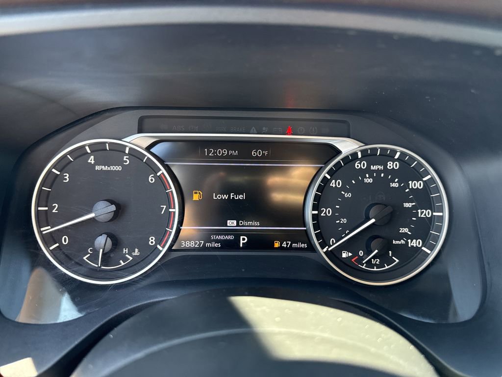 Used 2023 Nissan Rogue SV image 14