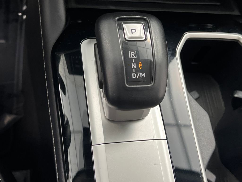 Used 2025 Mitsubishi Outlander SE AWD/4WD image 52