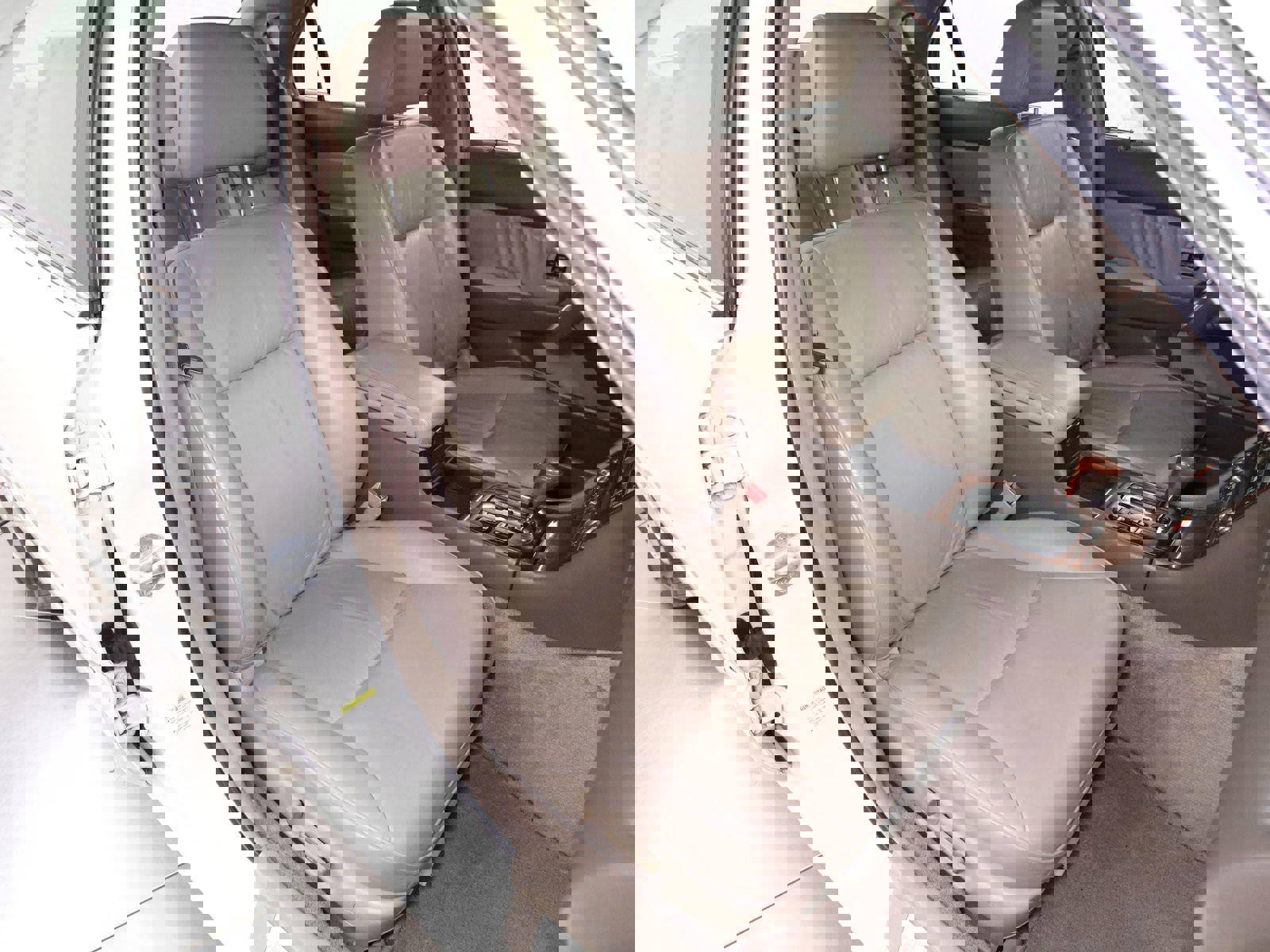 Used 2004 Acura RL w/Navigation System image 17