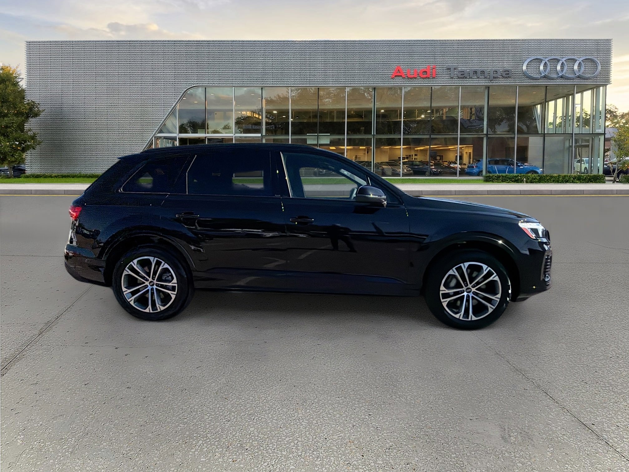 New 2026 Audi Q7 2.0T Premium image 2