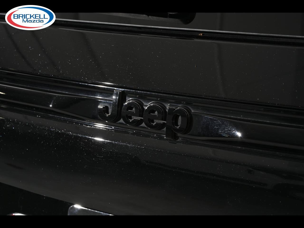 Used 2024 Jeep Grand Cherokee Limited w/ Black Appearance Package RWD image 11