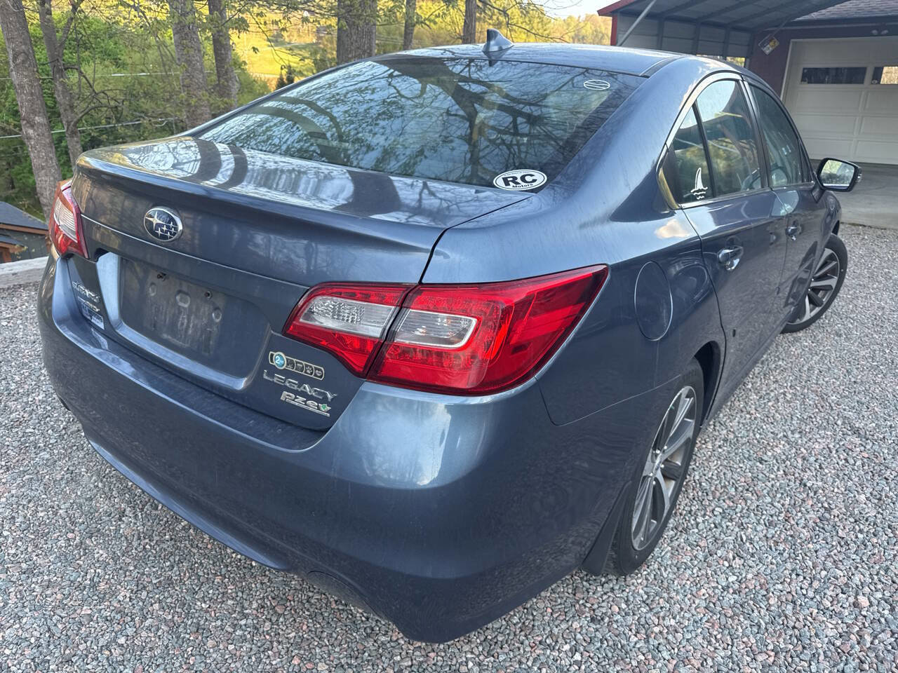 Used 2016 Subaru Legacy 2.5i Limited AWD/4WD image 4