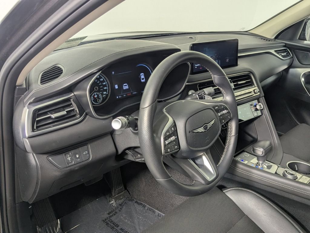 Used 2026 Genesis G70 2.5T RWD image 13