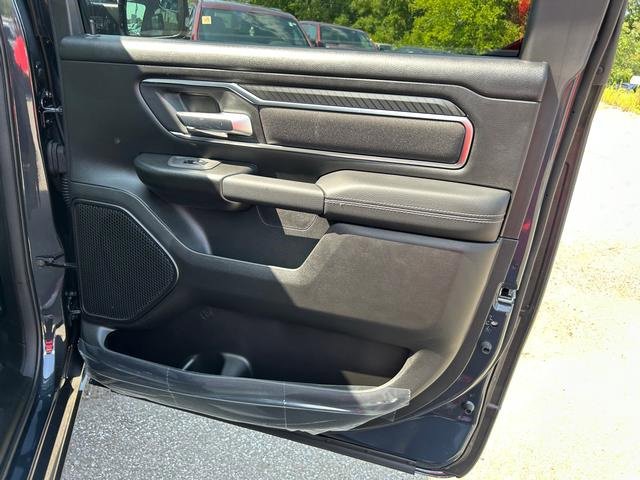 New 2025 RAM 1500 4x4 Crew Cab image 27