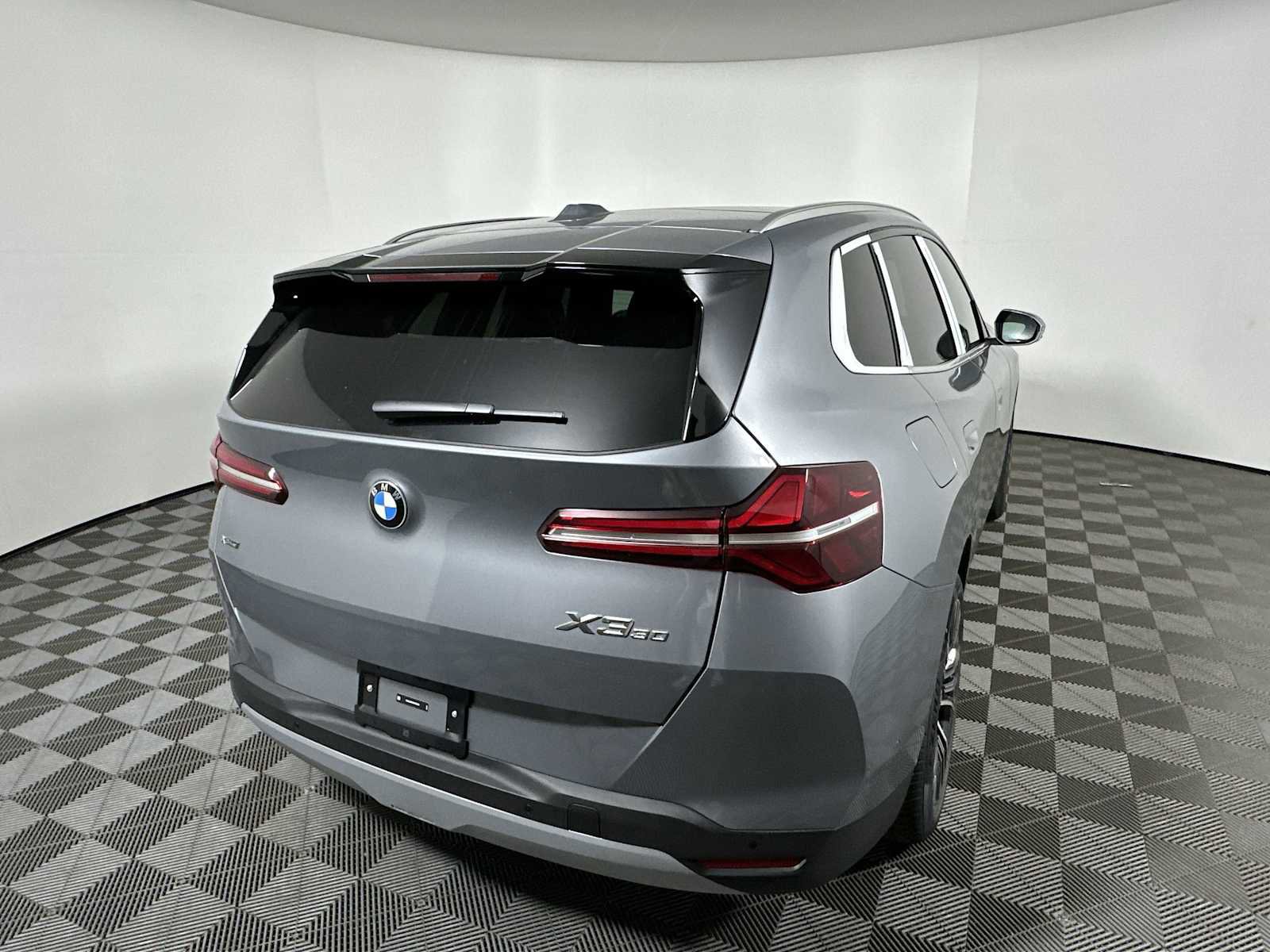 New 2026 BMW X3 xDrive30 w/ Premium Package image 9