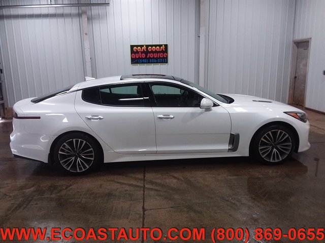 Used 2018 Kia Stinger Premium AWD/4WD image 5