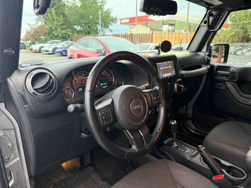 Used 2017 Jeep Wrangler Unlimited Sport w/ Quick Order Package 24S AWD/4WD image 13