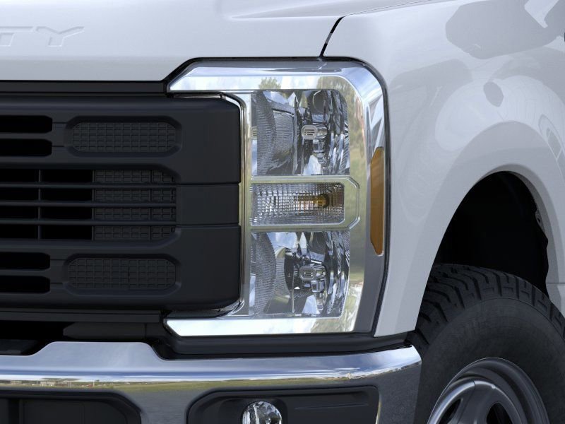 New 2026 Ford F350 XL w/ FX4 Off-Road Package AWD/4WD image 18