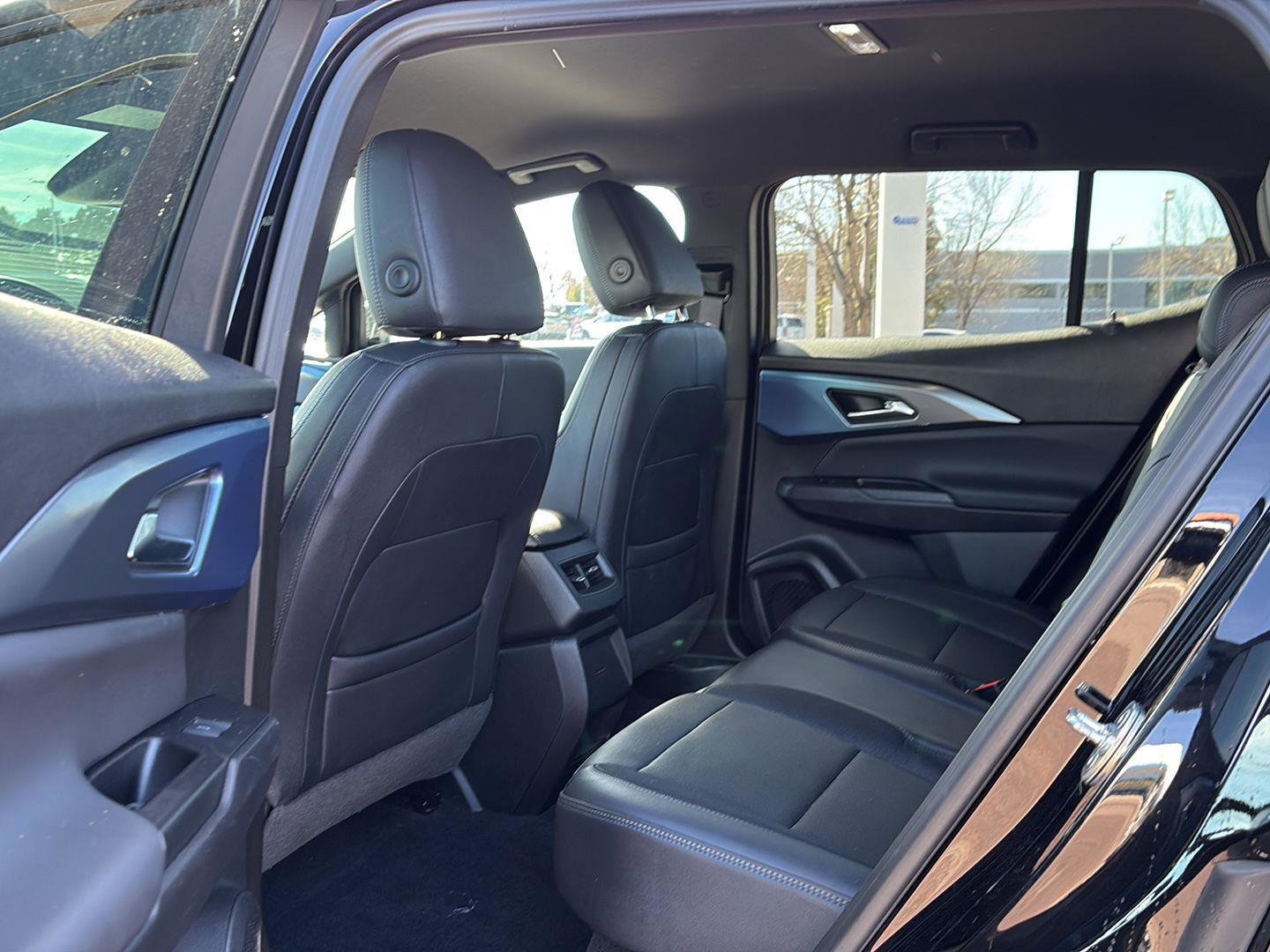 Used 2024 Chevrolet Equinox EV LT w/ LPO, Trailering Package image 13