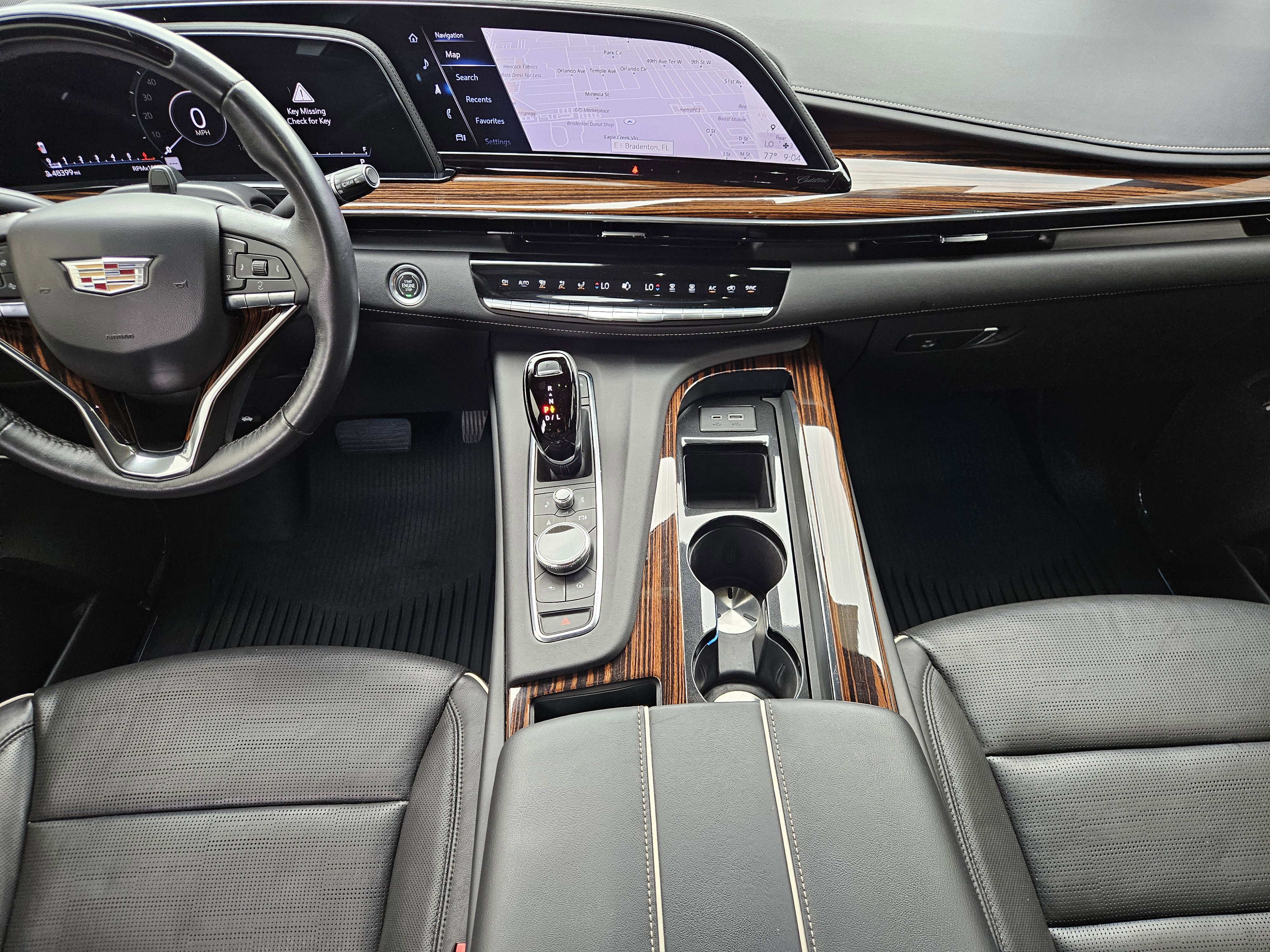 Certified 2023 Cadillac Escalade ESV Premium Luxury image 16