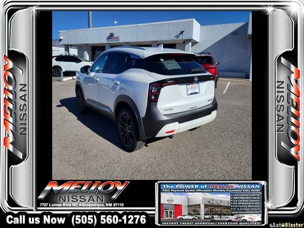 Used 2025 Nissan Kicks SR w/ Interior Electronics Package image 3