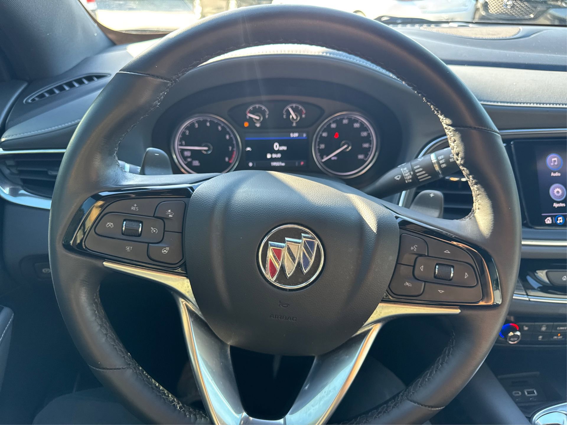 Certified 2024 Buick Enclave Essence image 23