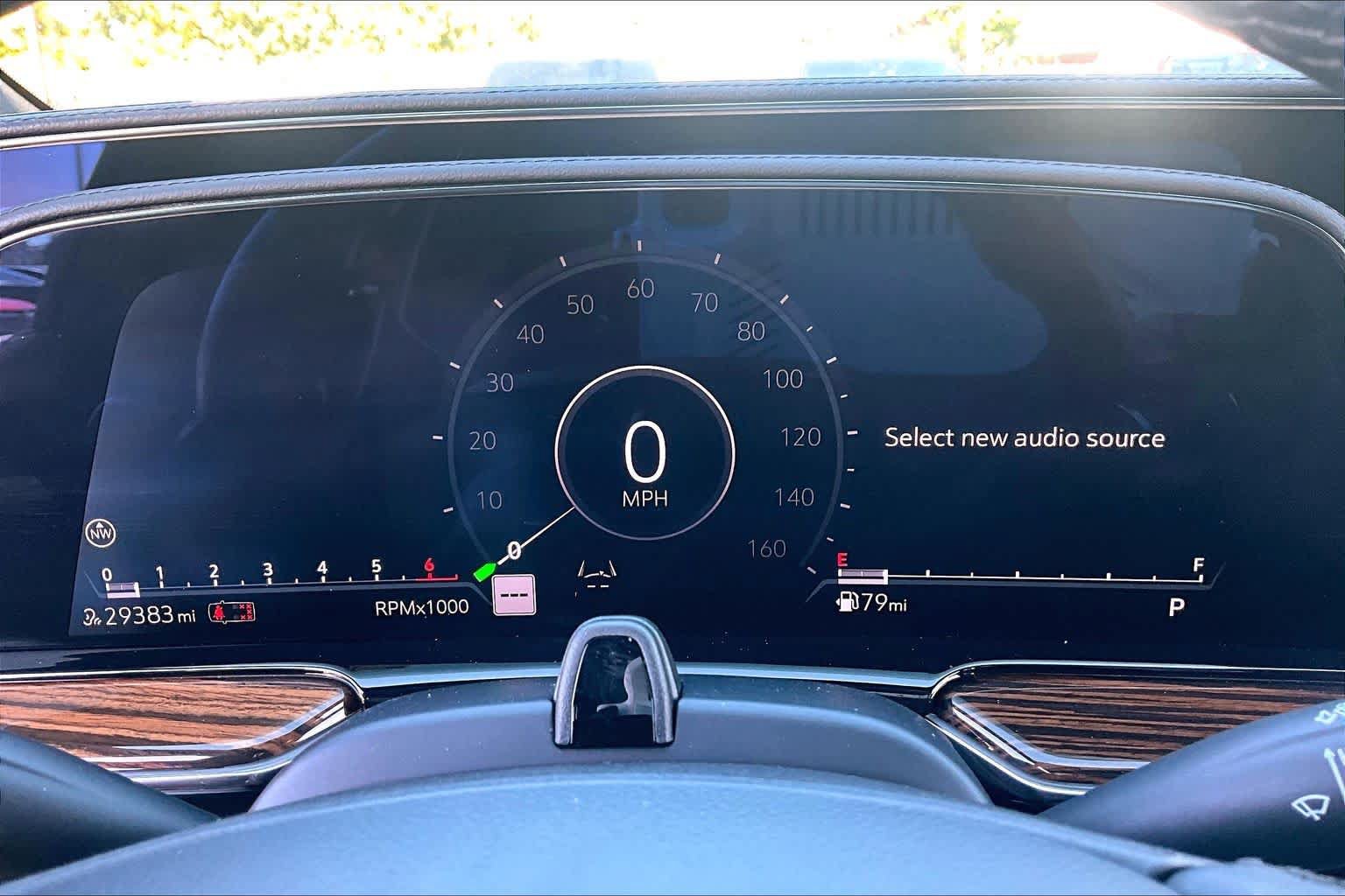 Used 2023 Cadillac Escalade ESV Premium Luxury RWD image 26