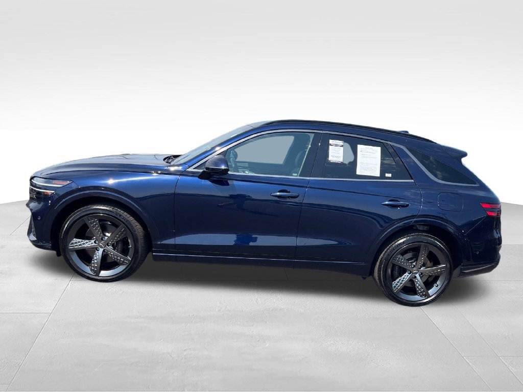 Used 2024 Genesis GV70 3.5T Sport w/ Sport Prestige Package AWD/4WD image 2