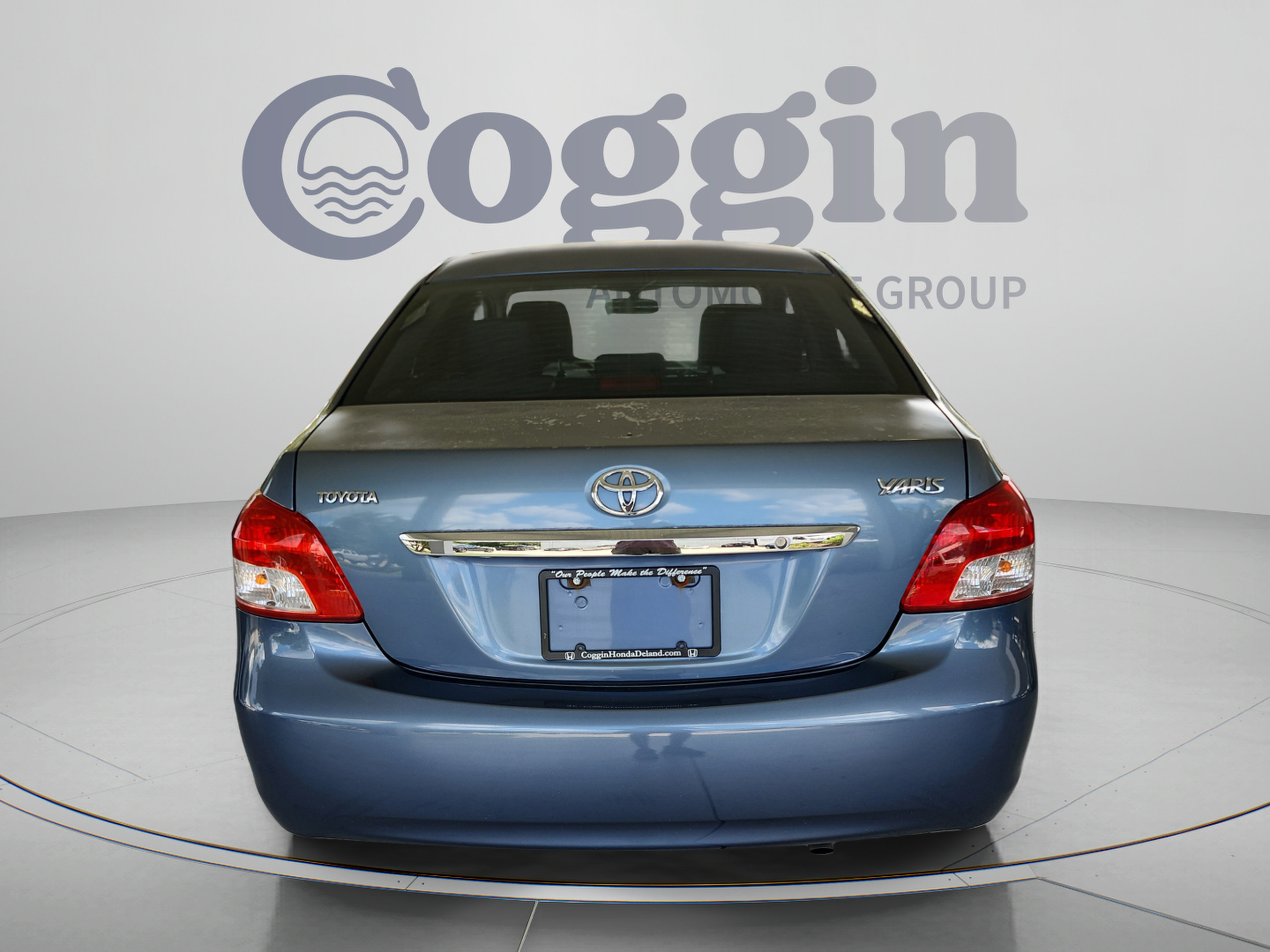 Used 2011 Toyota Yaris Sedan w/ PWR Pkg w/Steel Wheels FWD image 4