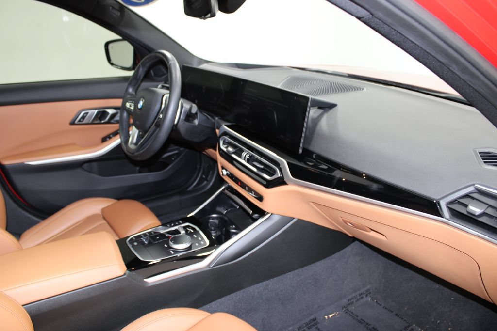 Used 2023 BMW 330i Sedan w/ Premium Package RWD image 27