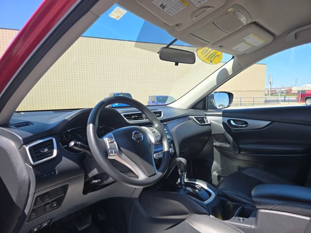 Used 2016 Nissan Rogue SV AWD/4WD image 12