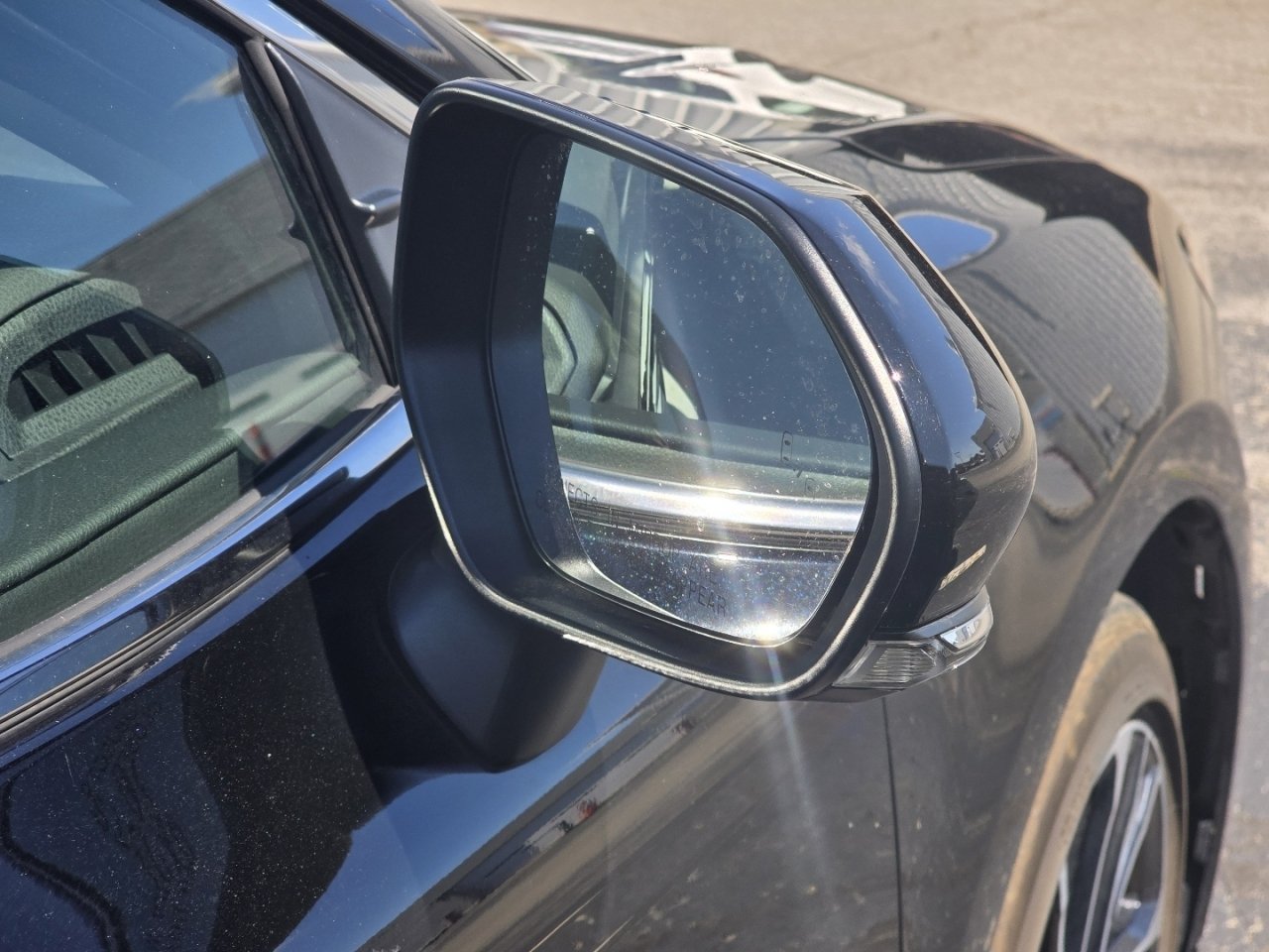 Used 2025 Toyota Camry XLE AWD/4WD image 17