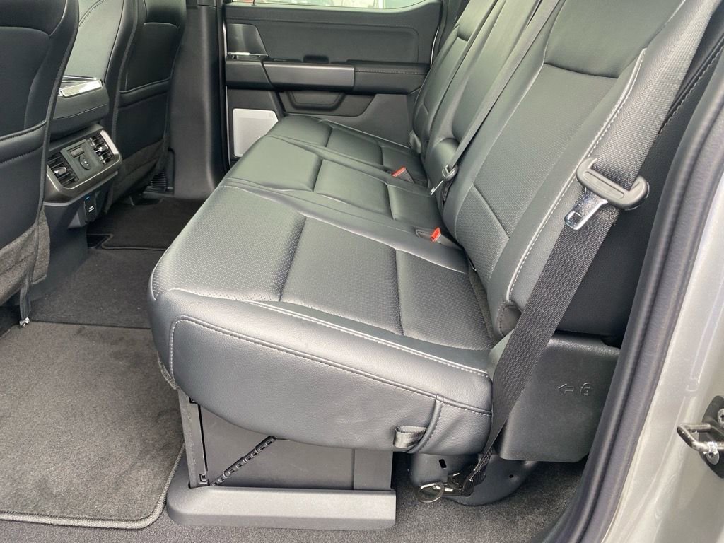 New 2025 Ford F150 Lariat w/ Equipment Group 502A High image 6