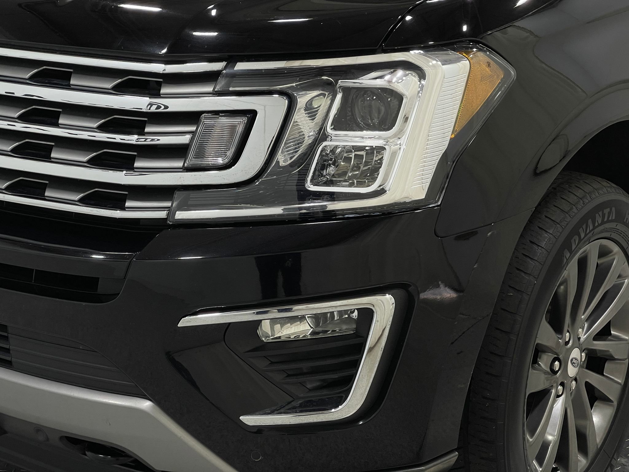 Used 2021 Ford Expedition Max Limited AWD/4WD image 35