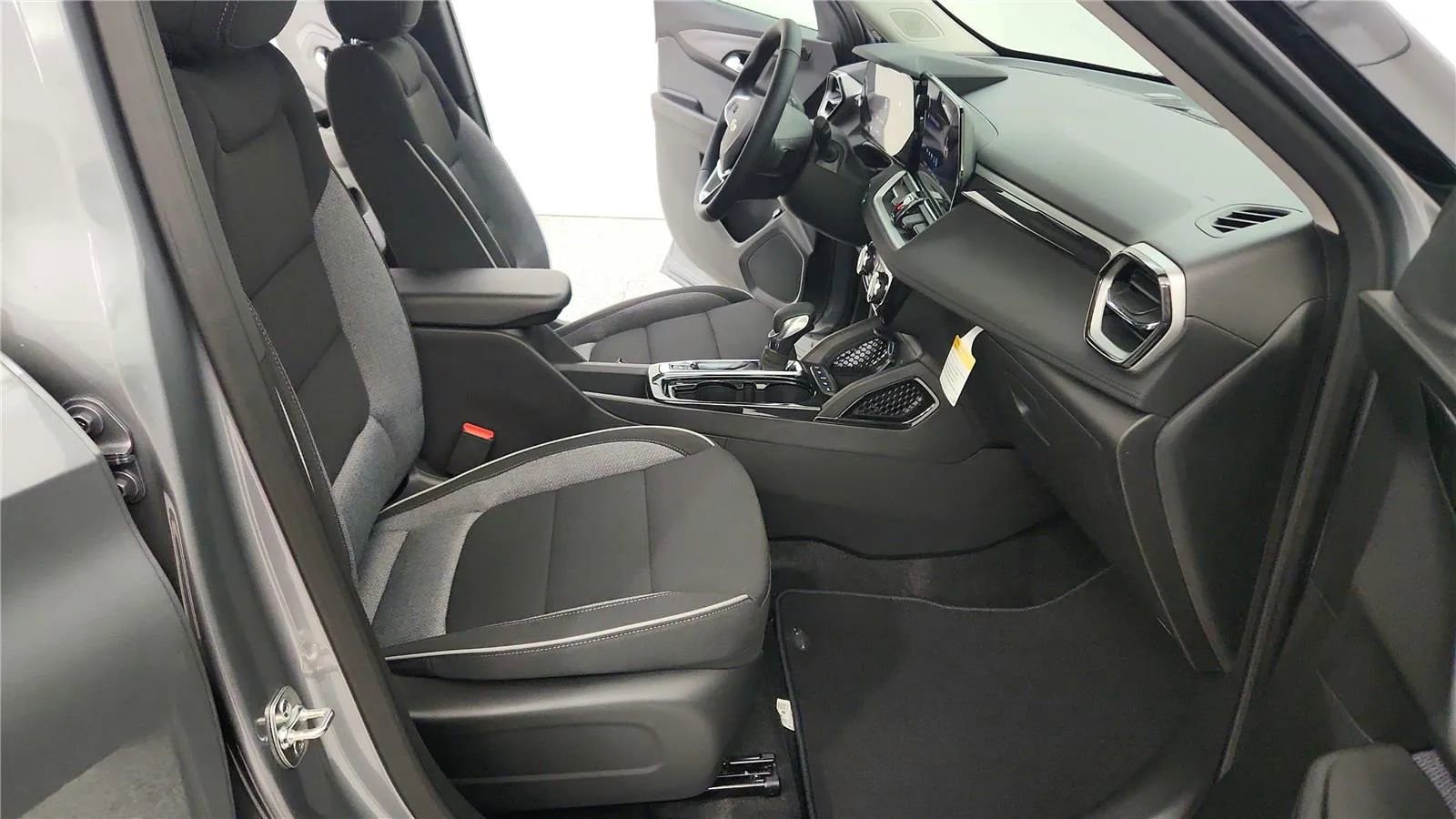 New 2026 Chevrolet TrailBlazer LT w/ Convenience Package image 36