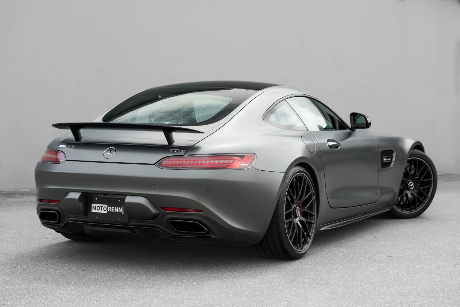 Used 2017 Mercedes-Benz AMG GT Coupe image 3