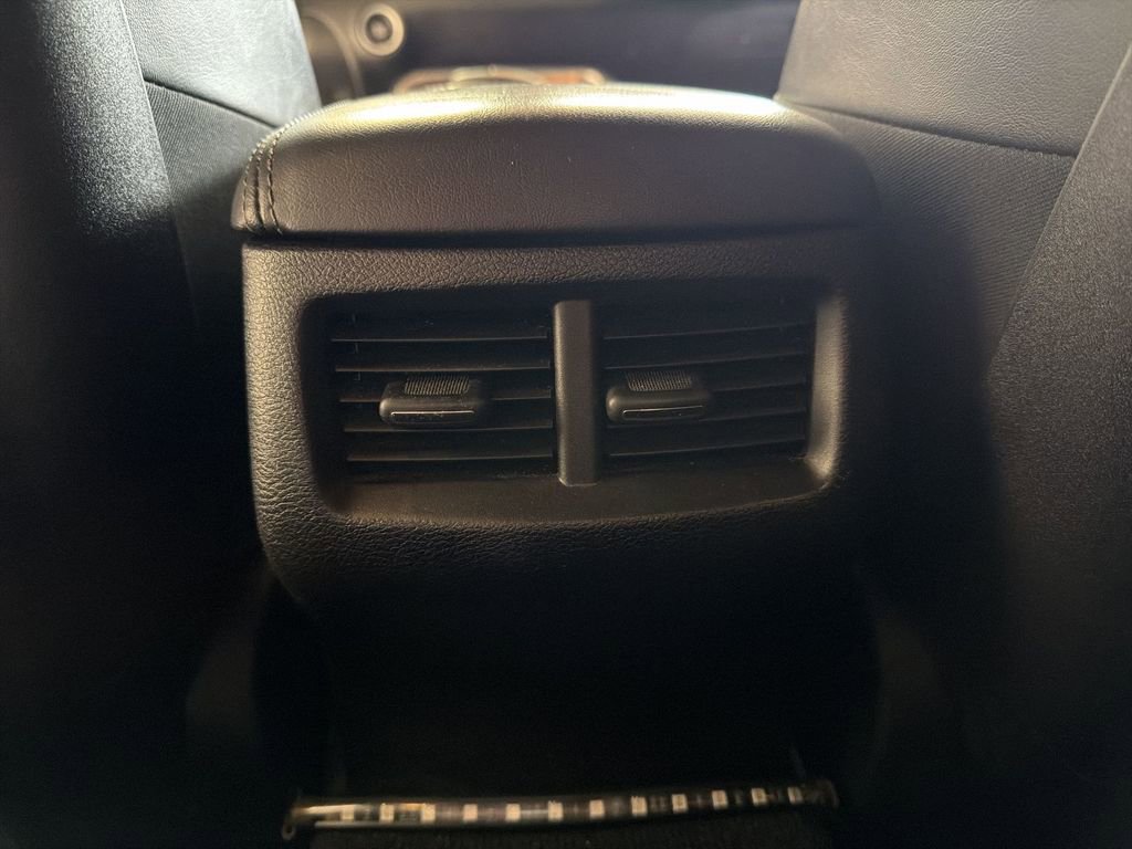 Used 2019 Dodge Challenger SXT w/ Plus Package image 22