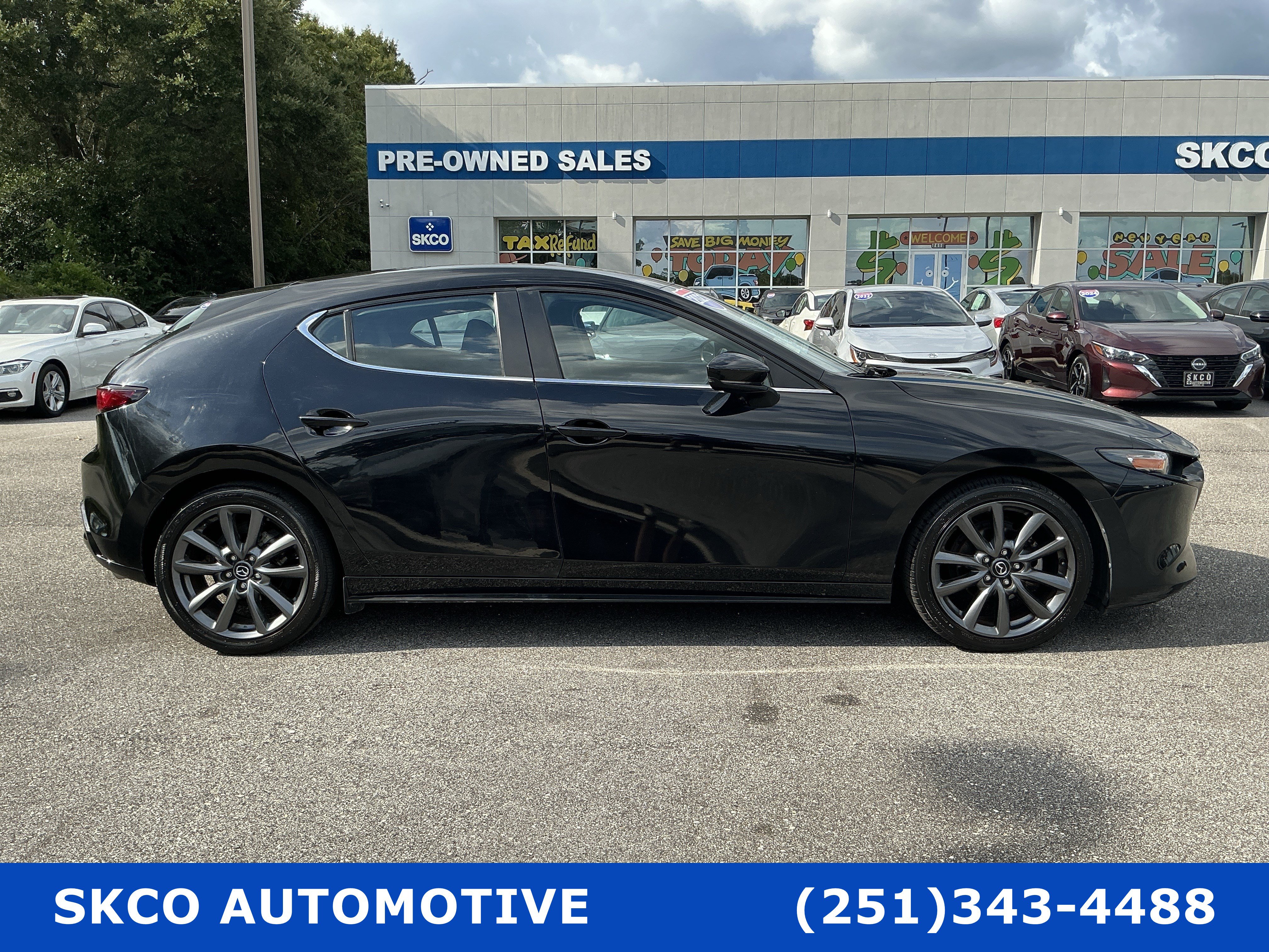 Used 2021 MAZDA MAZDA3 s FWD image 6