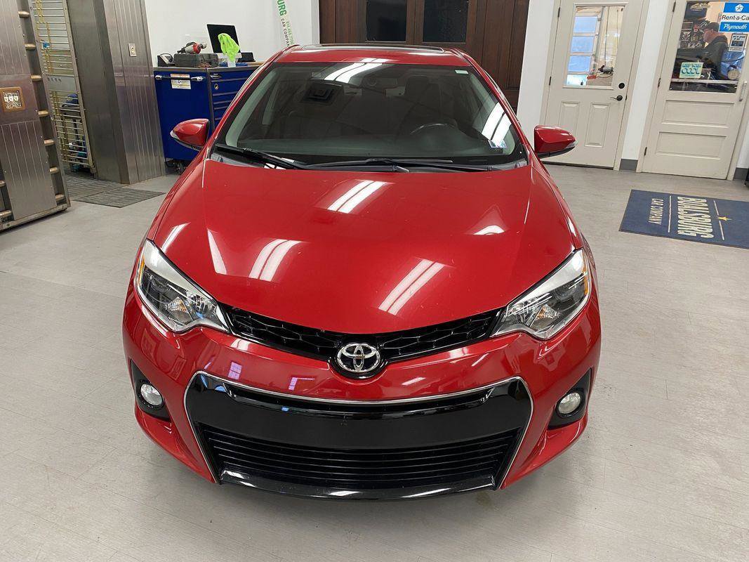 Used 2015 Toyota Corolla S image 2